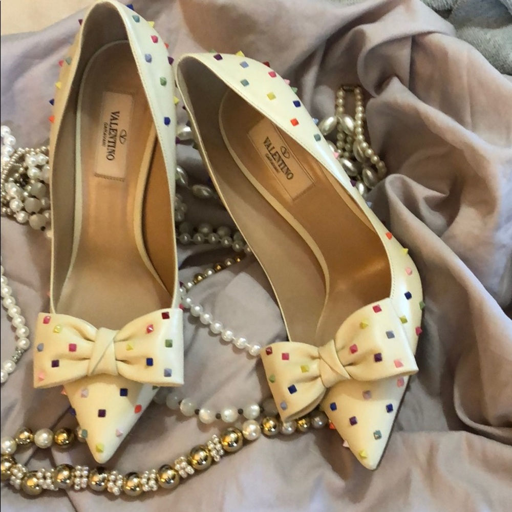 Valentino Rockstud 7.5 candy color heels with bows
